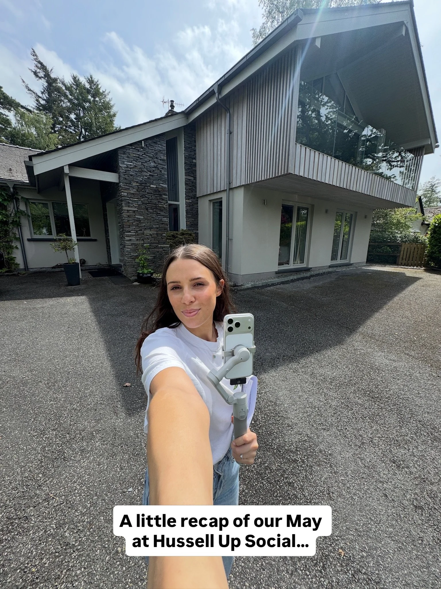 A little recap at May&hellip; 🌸🎥🗓️🤳🏼

A super busy month for us, we launched our new membership @wellposteduk (🫶🏼), lots of content shoots, new clients onboarded, a weekend in Cardiff to support Liam in a Hyrox competition, a gifted night stay