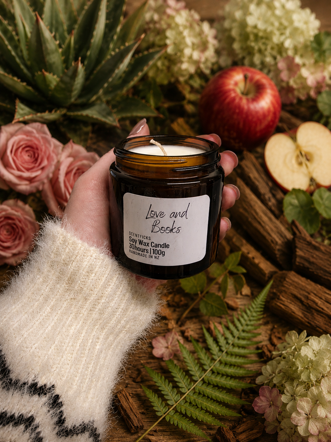 Soy Candle Love & Books 100g
