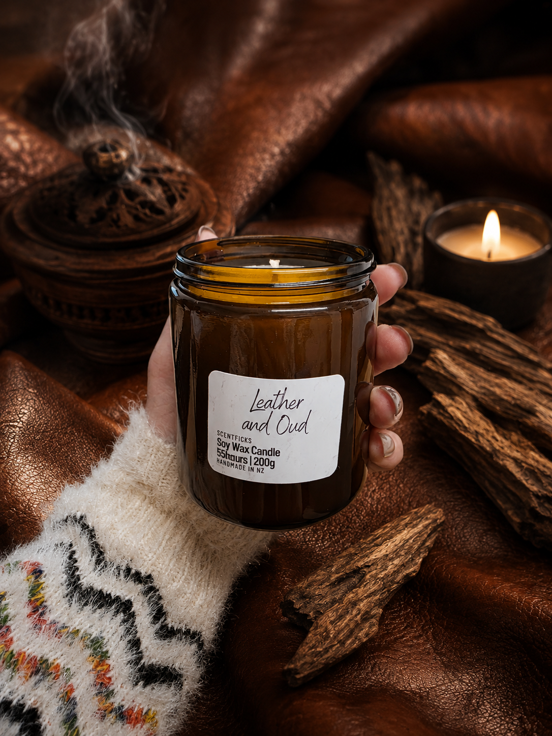 Soy Candle Leather & Oud 200g