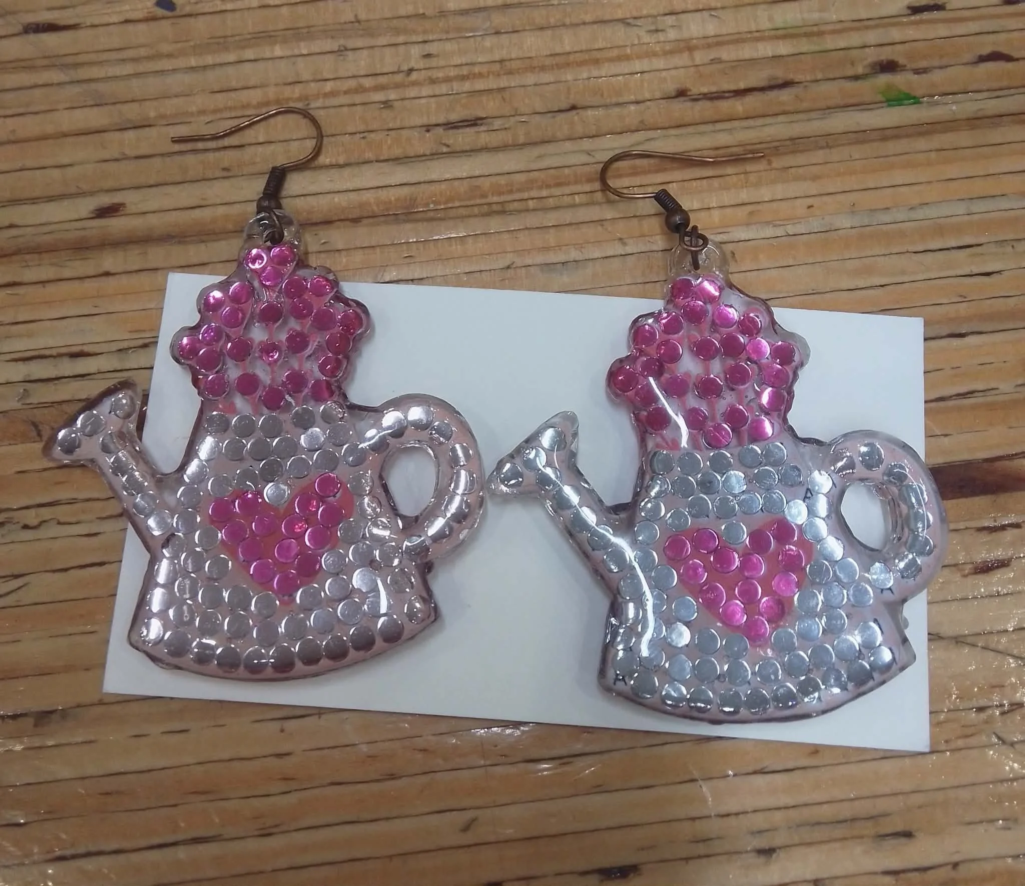 No. 90 - Watering-Can Heart Diamond Art Earrings