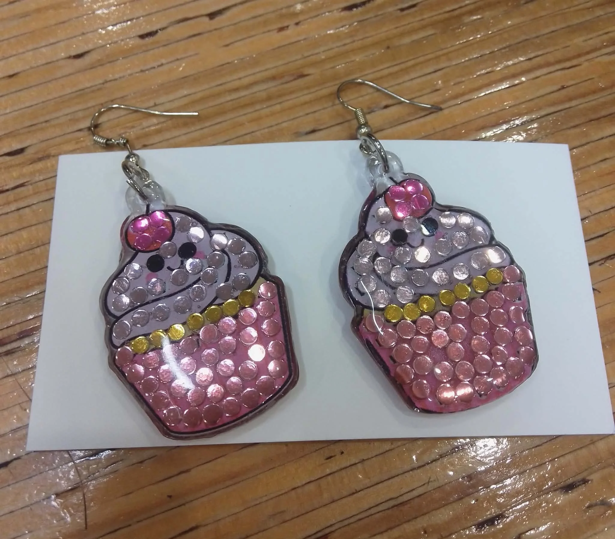No. 82 - Cupcake Diamond Art Earrings