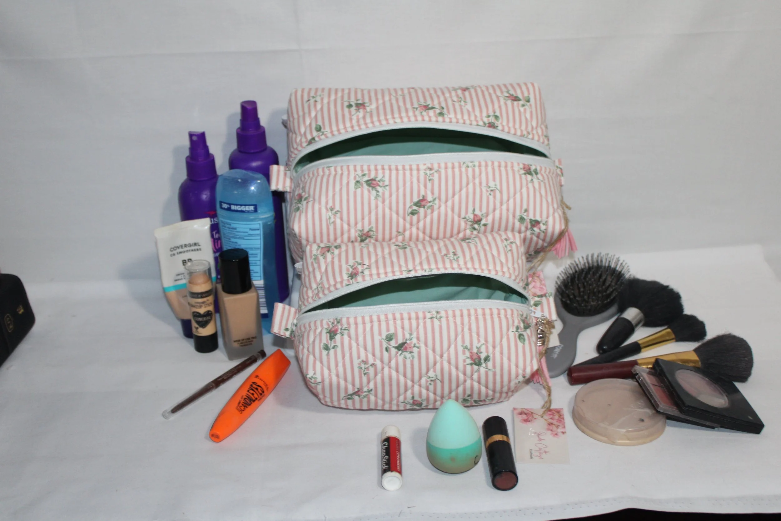 Victoria Small Travel Pouch