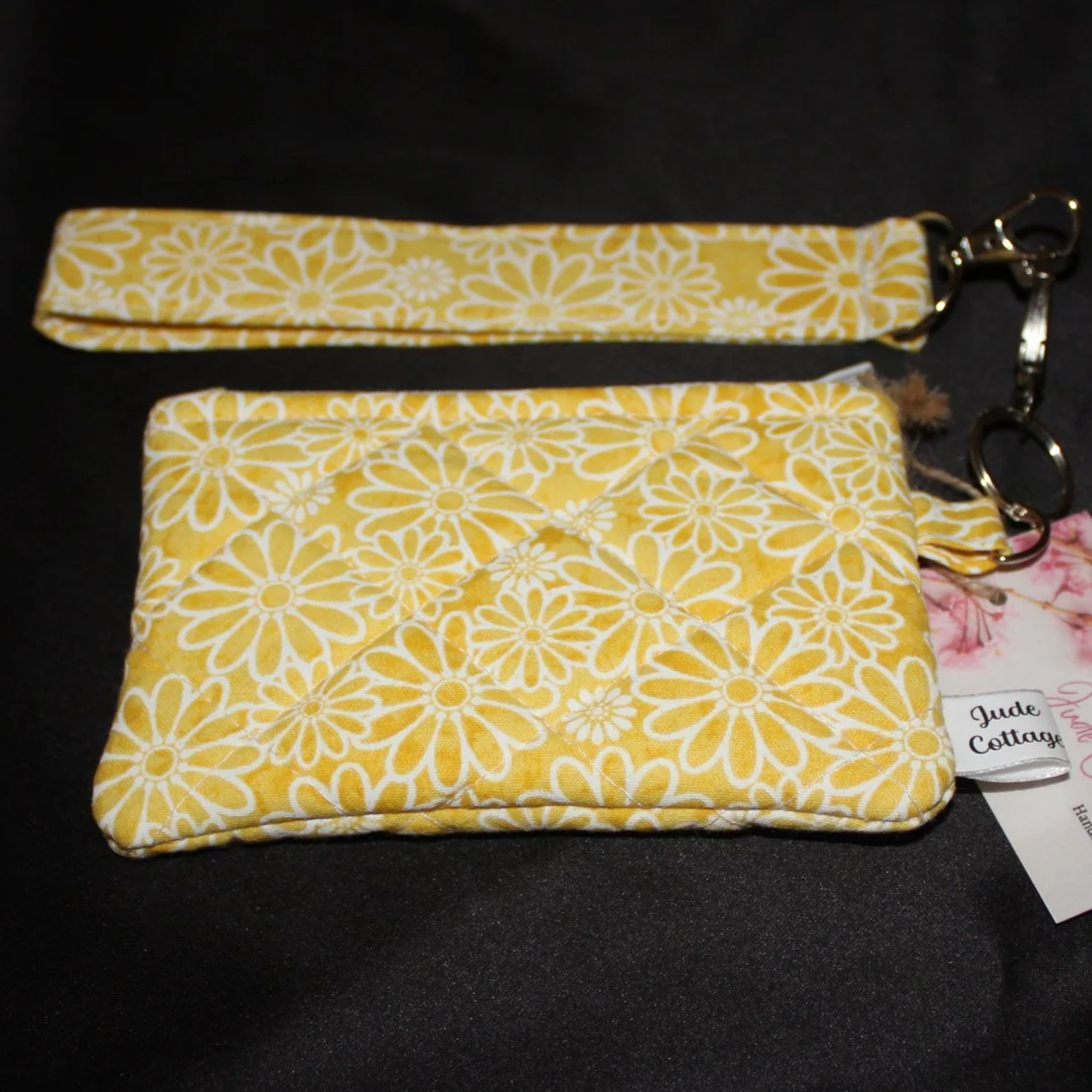 Gold Daisy Wallet Set