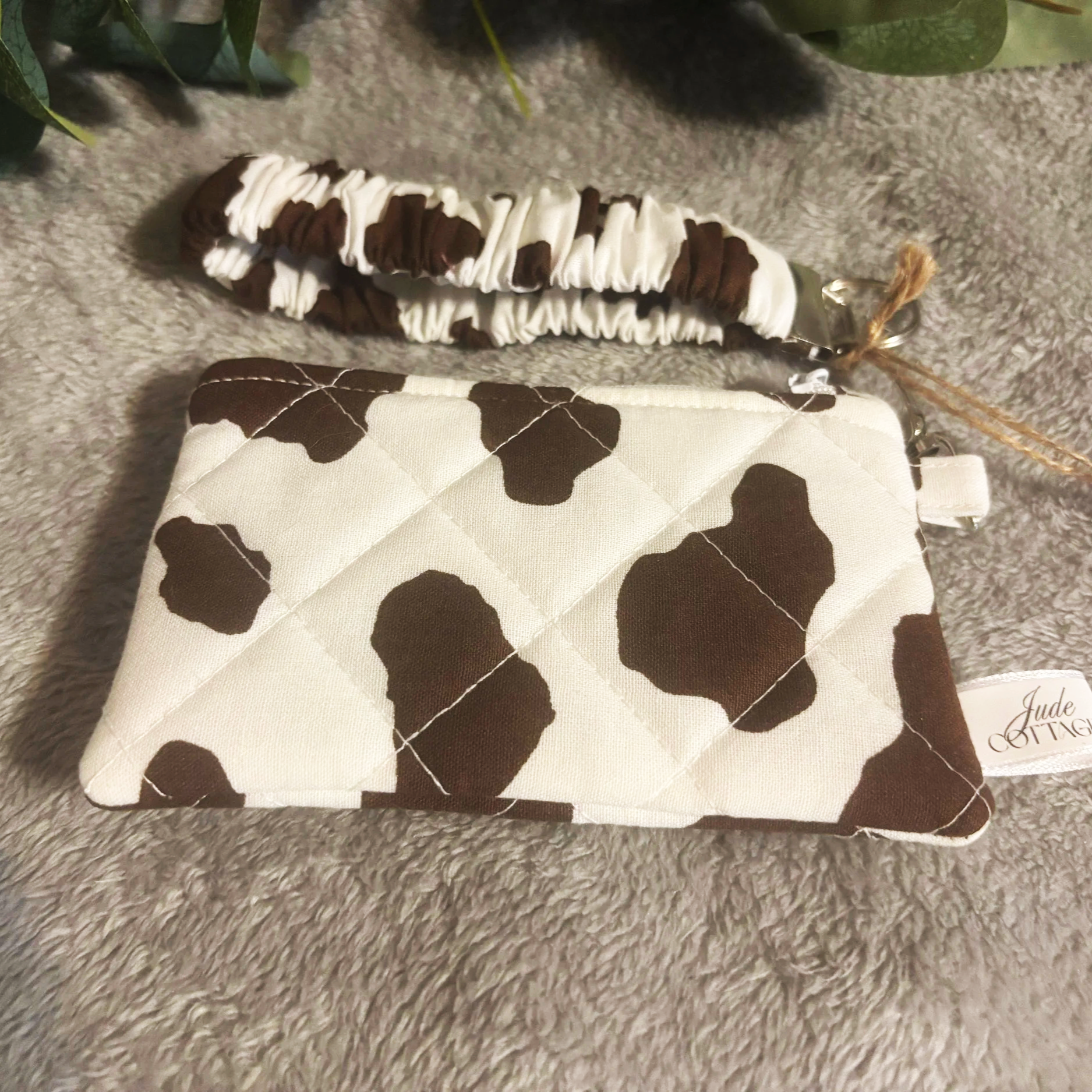 Brown Cow Keychain Wallet Set
