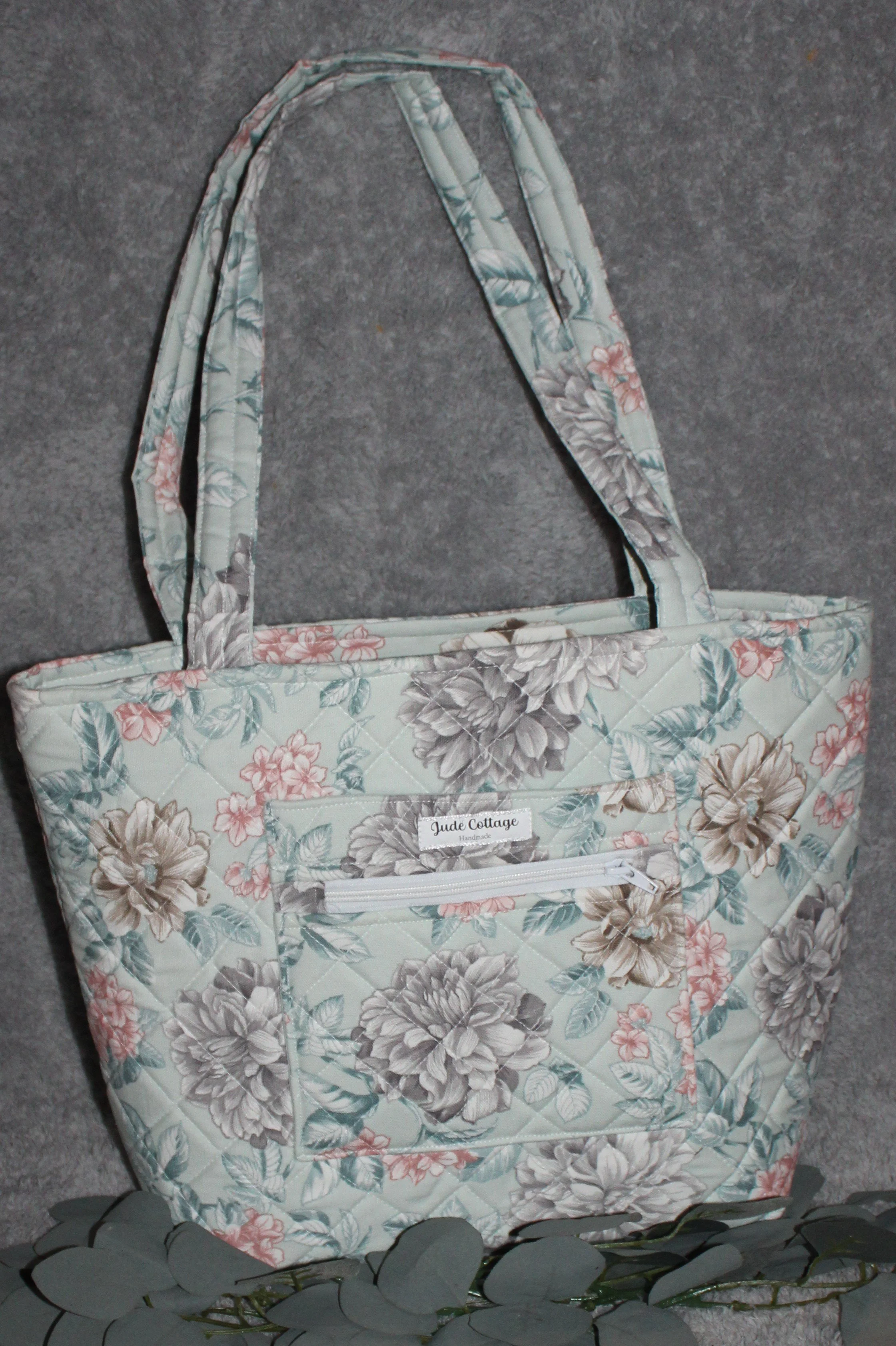 Joelle Tote