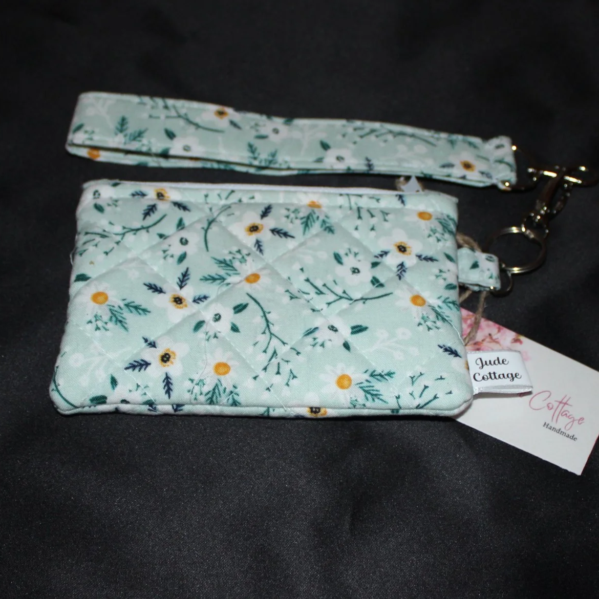 Vera Keychain Wallet Set