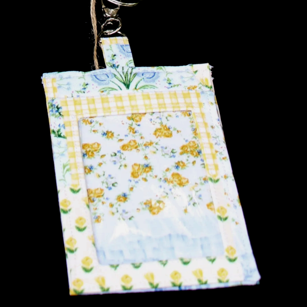 Annalee Scrunch Lanyard with Badge Holder