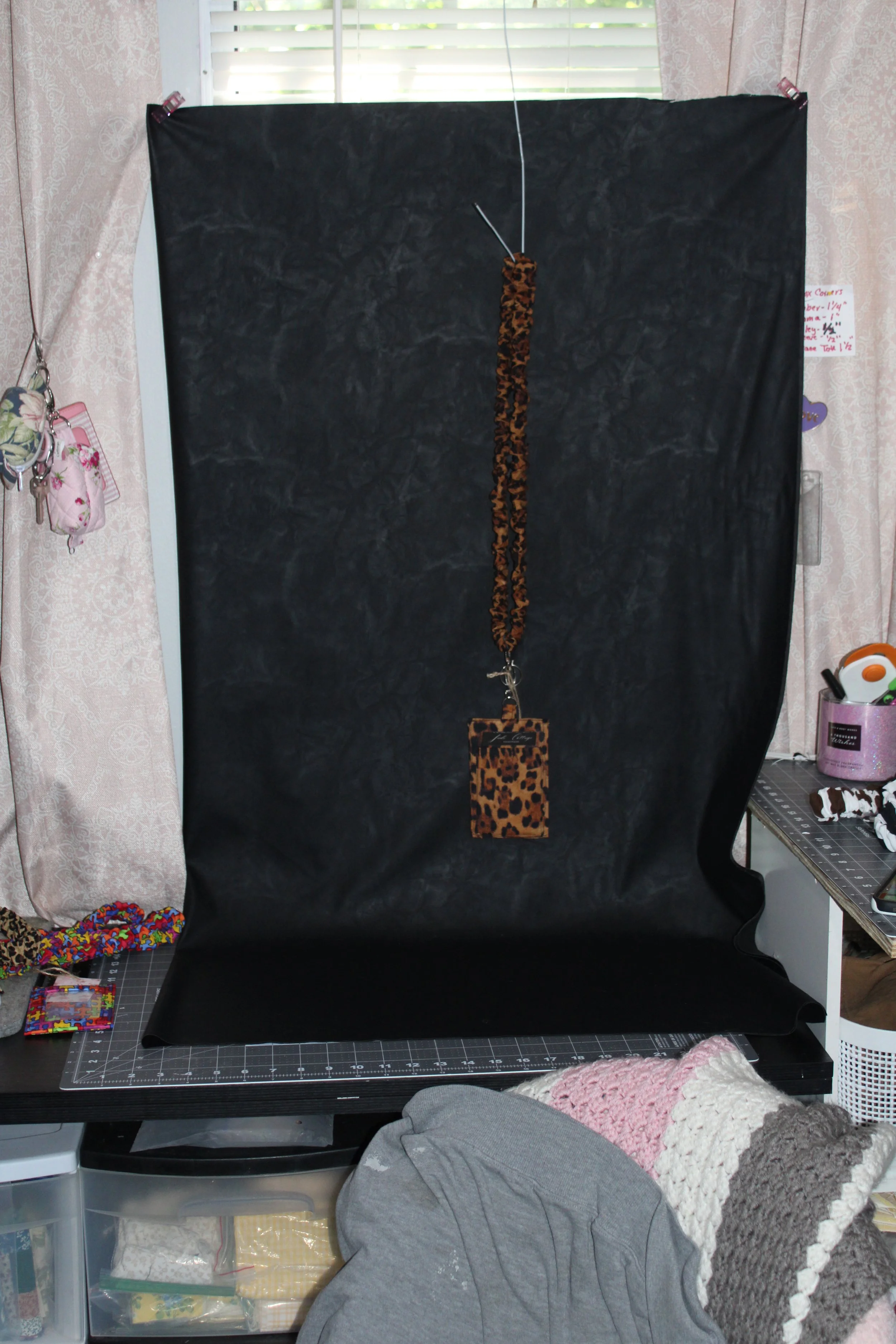 Lyra Scrunch Lanyard with Badge Holder