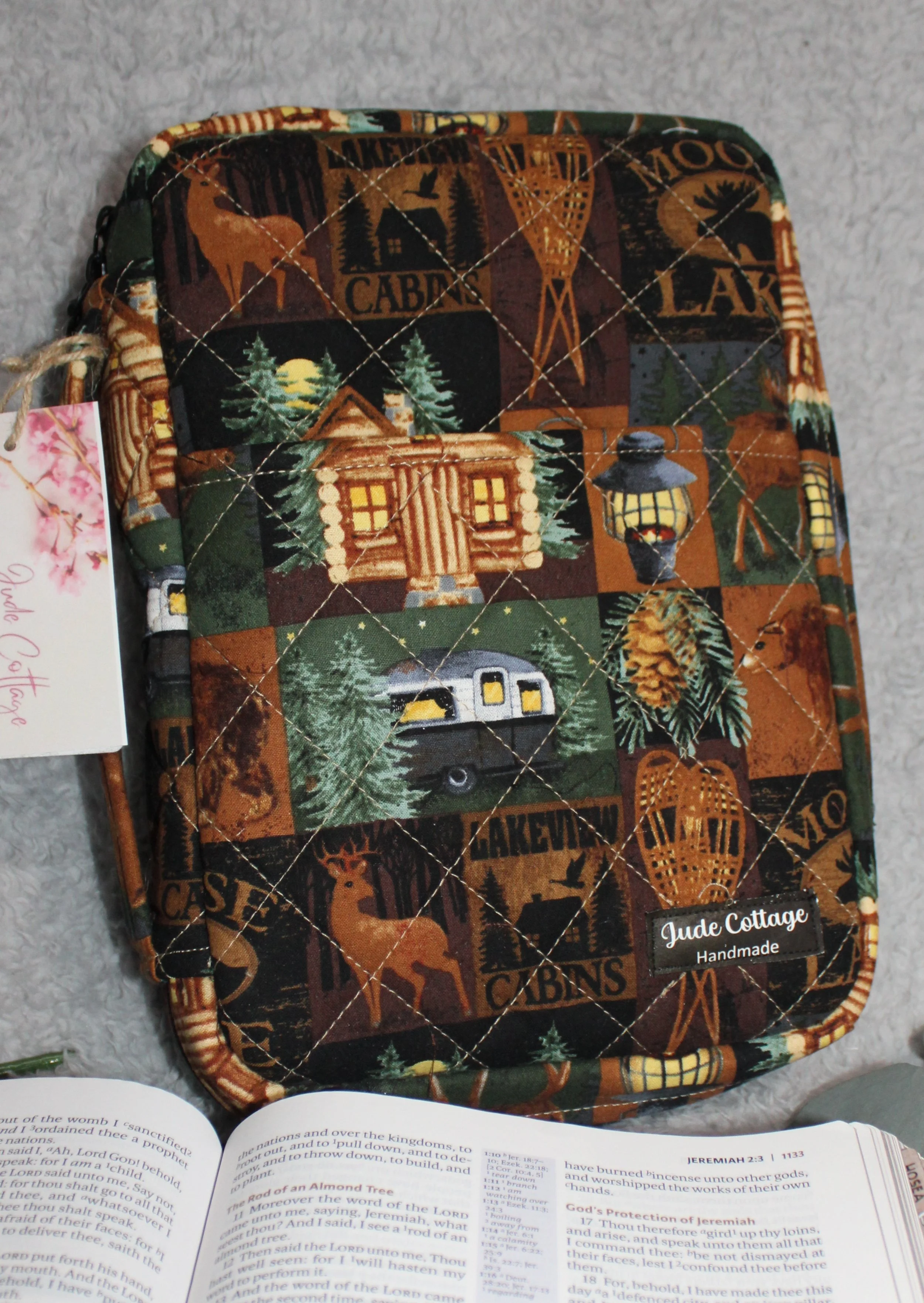 Wilderness Study Bible Case