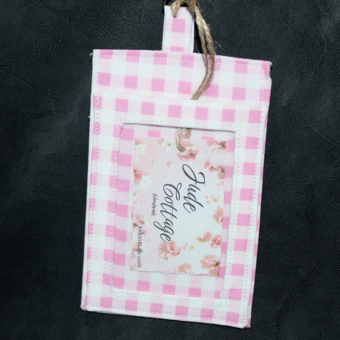 Annabelle Scrunch Lanyard with Badge Holder