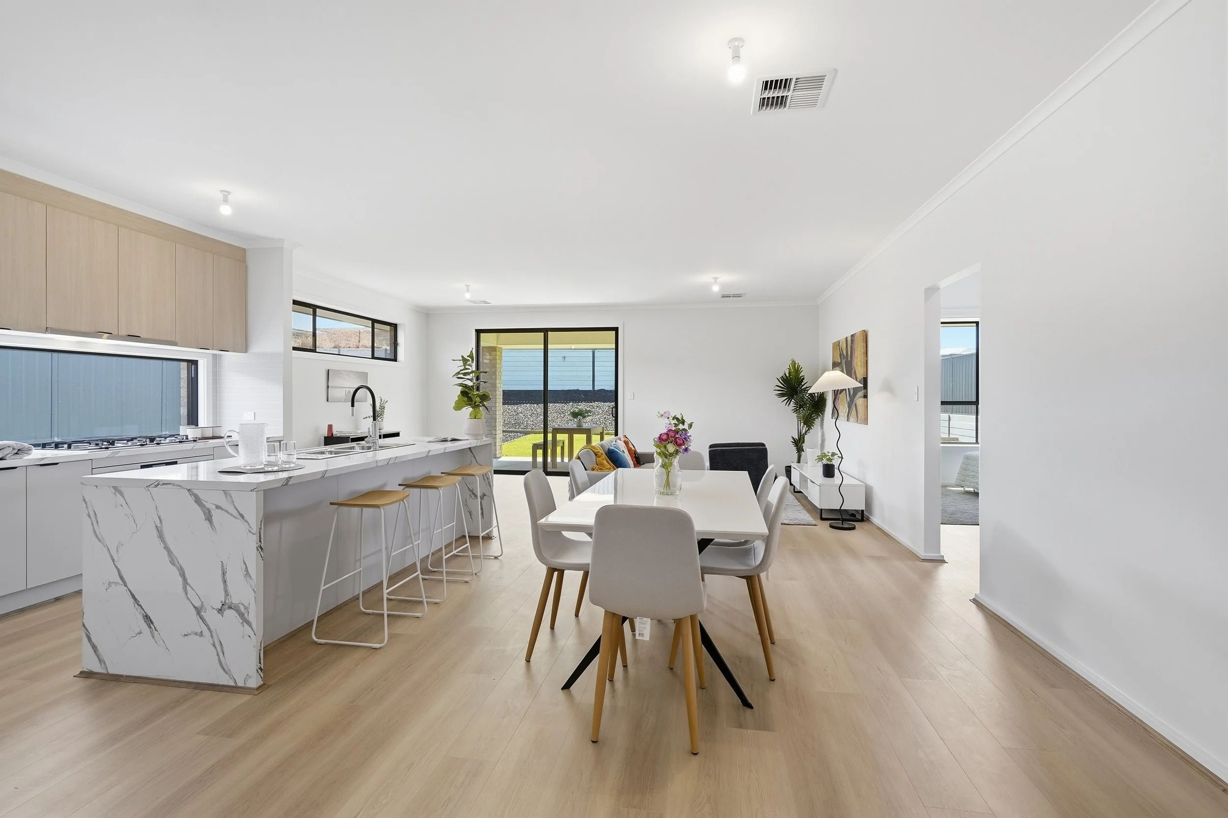 17 Living areas.jpg