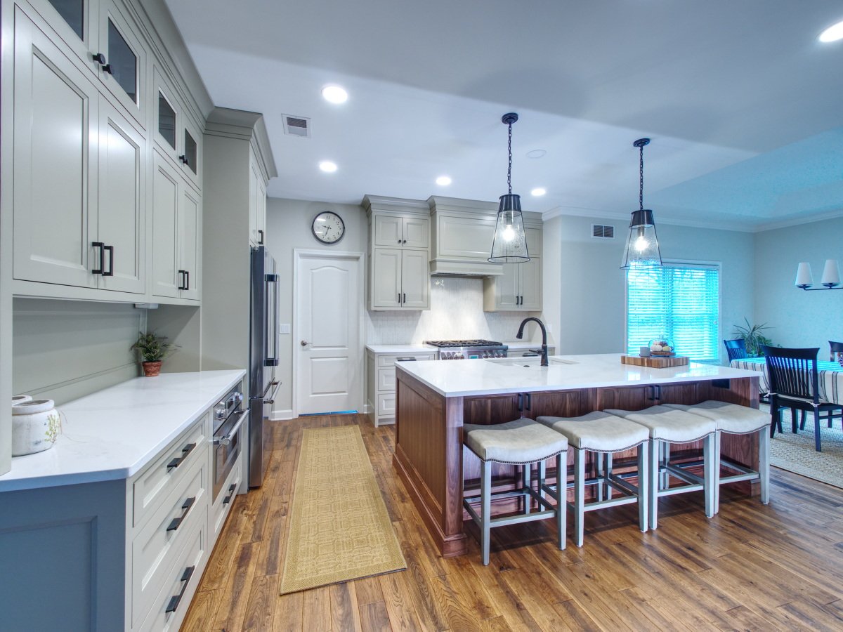 Staub kitchen 1 (2).jpg