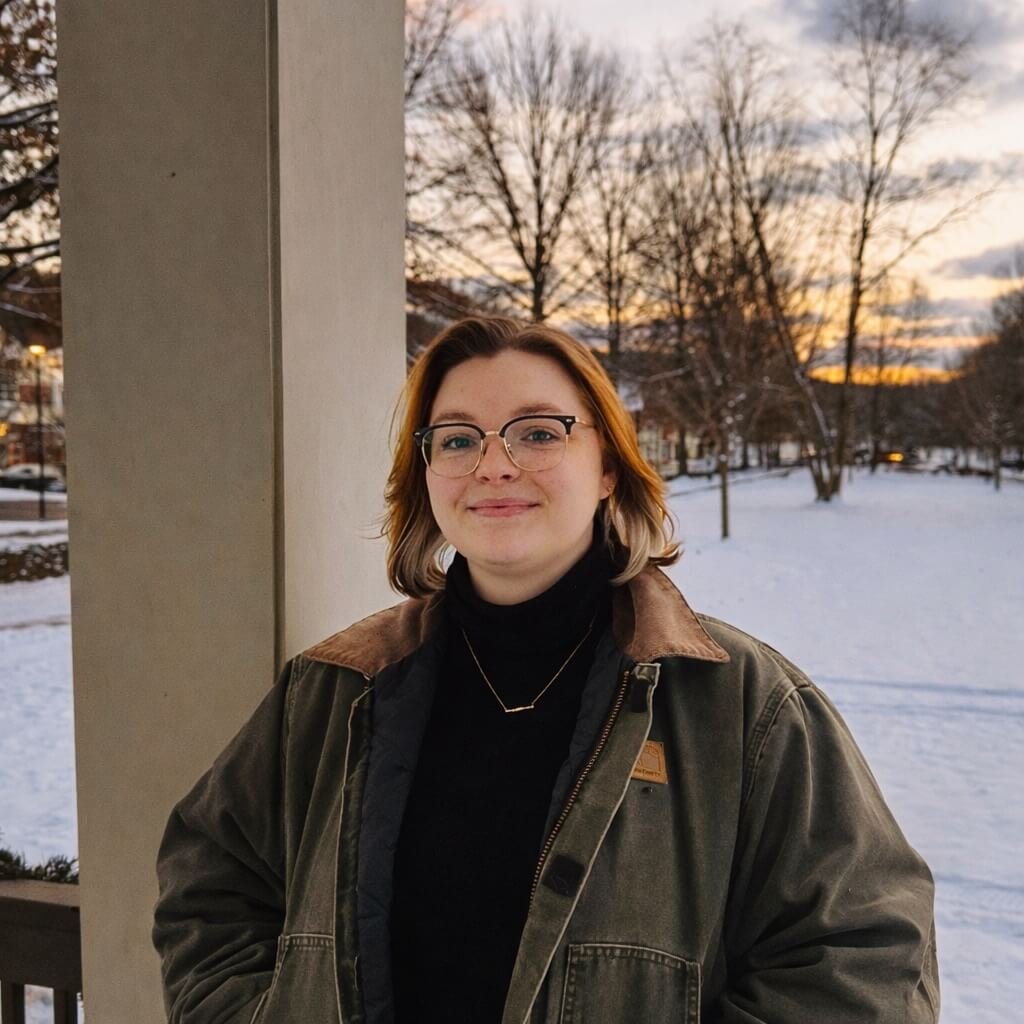Therapist in Connecticut providing trauma and anxiety therapy at Nightfall Counseling