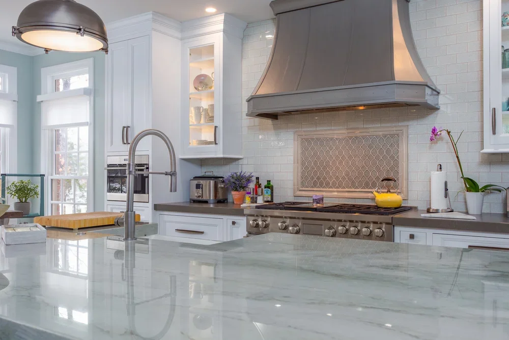 triad-real-estate-photographer-photography-greensboro-high-point-winston-saslem-nc-jordan-younce-gso-realtor-airbnb002.jpg.webp
