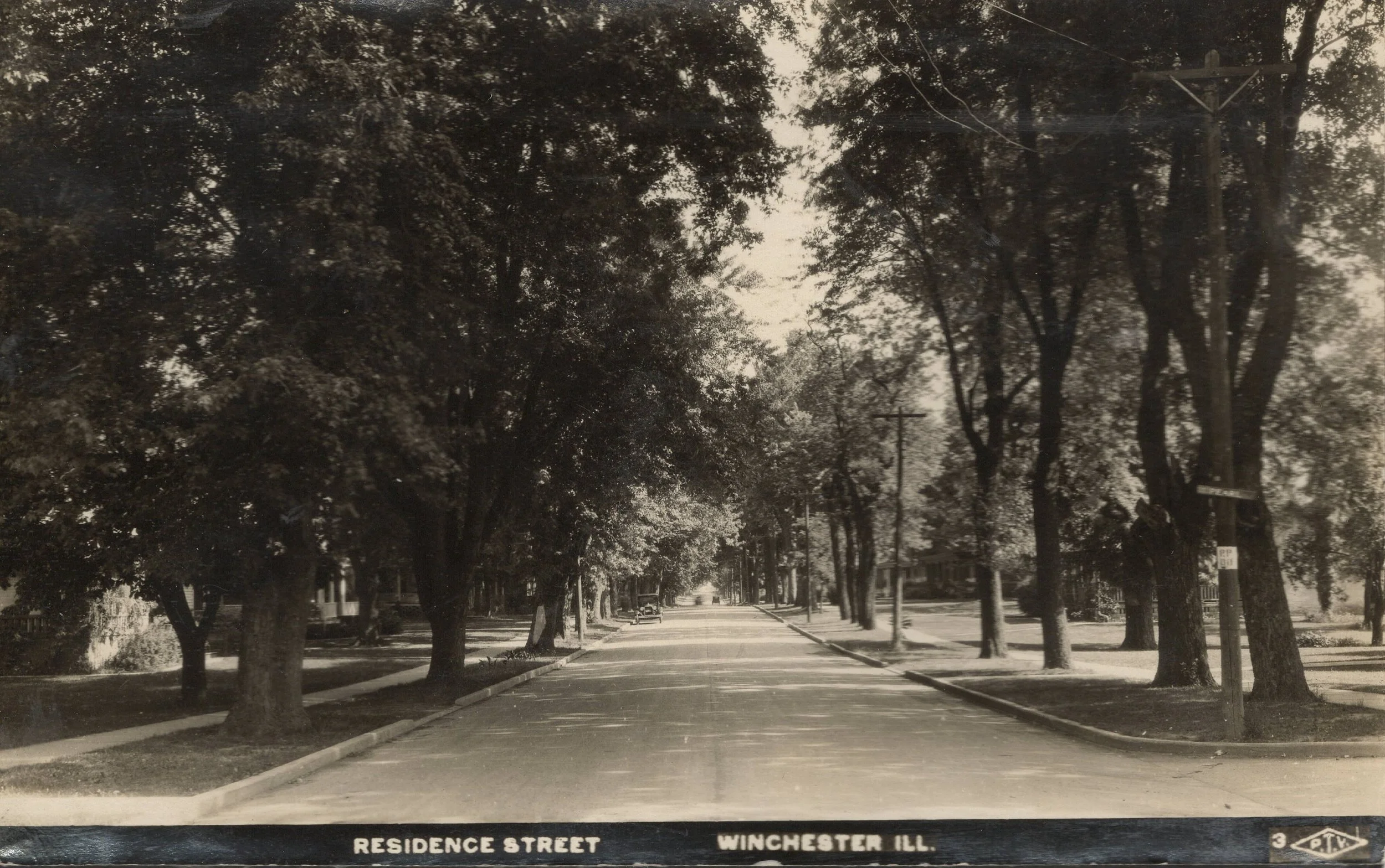 Corner of Pearl and Main looking North (1).jpg