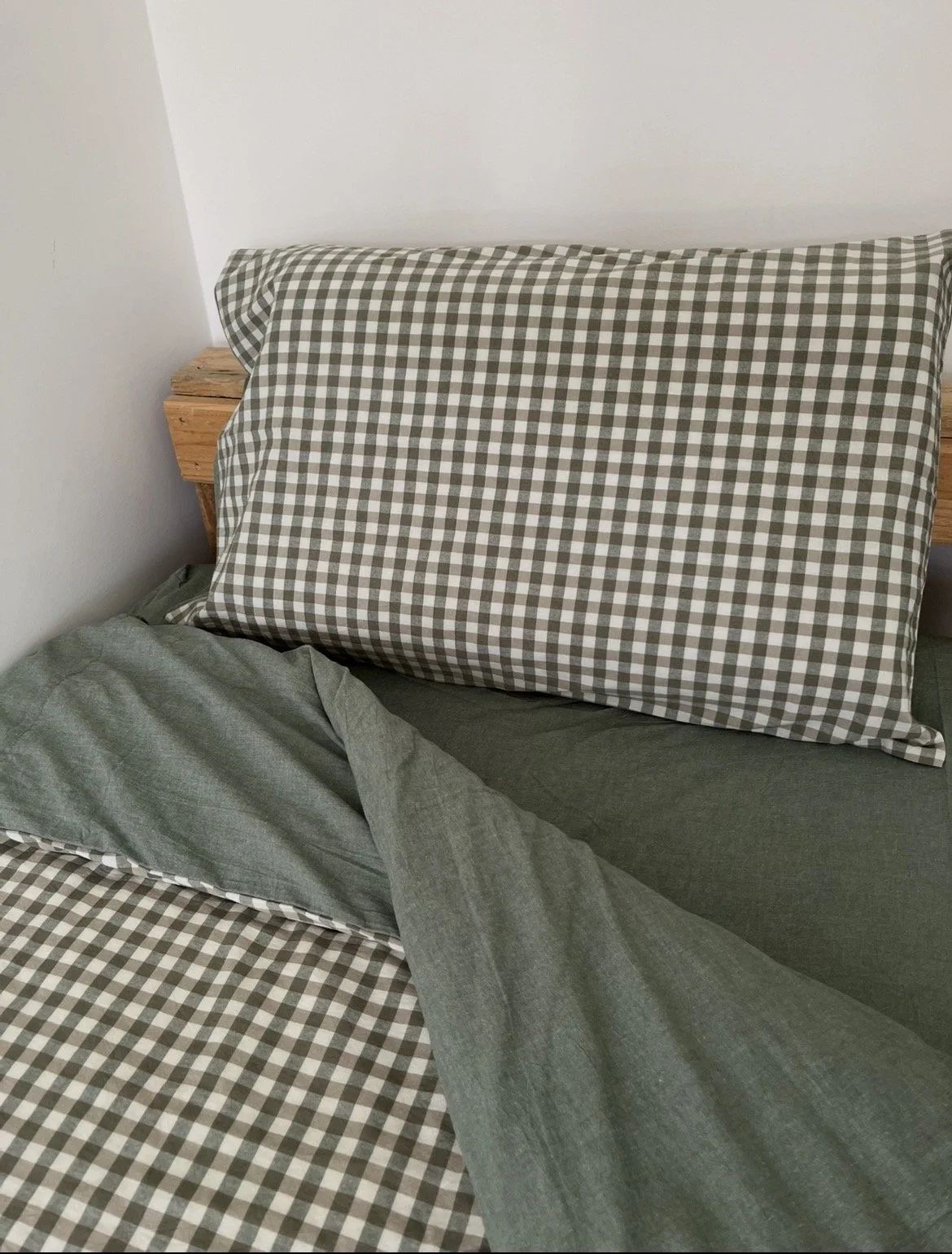 Single Bed- Tallawang Moss