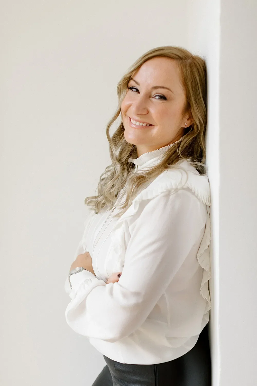 Gabby-Suttory_The-Art-Büro_04.jpg.webp