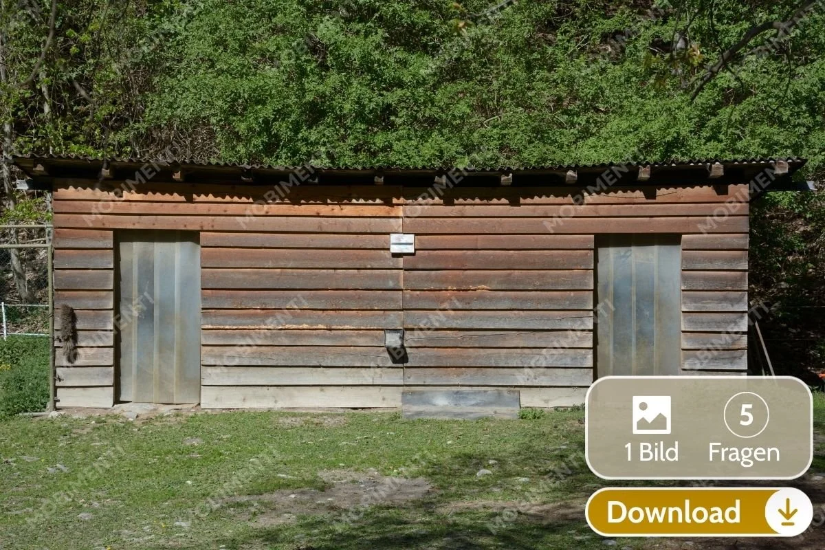 Holzbau mit zwei getrennten Eingängen · Digitale Bildkarte