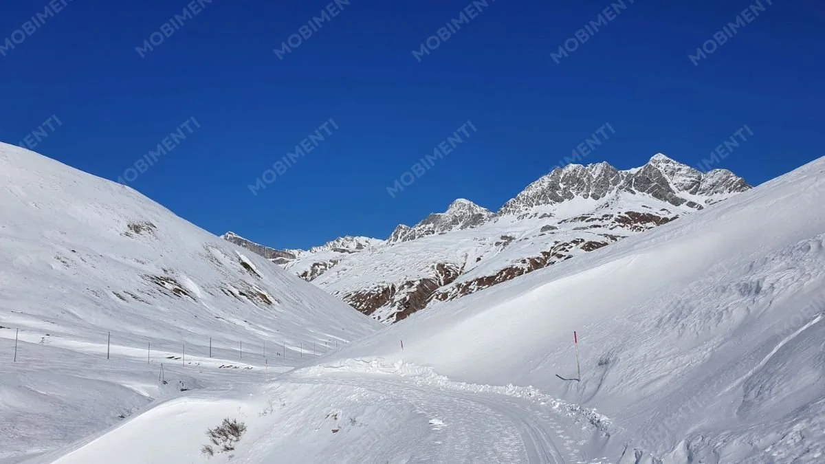 Jupperhorn – Winterpanorama Avers