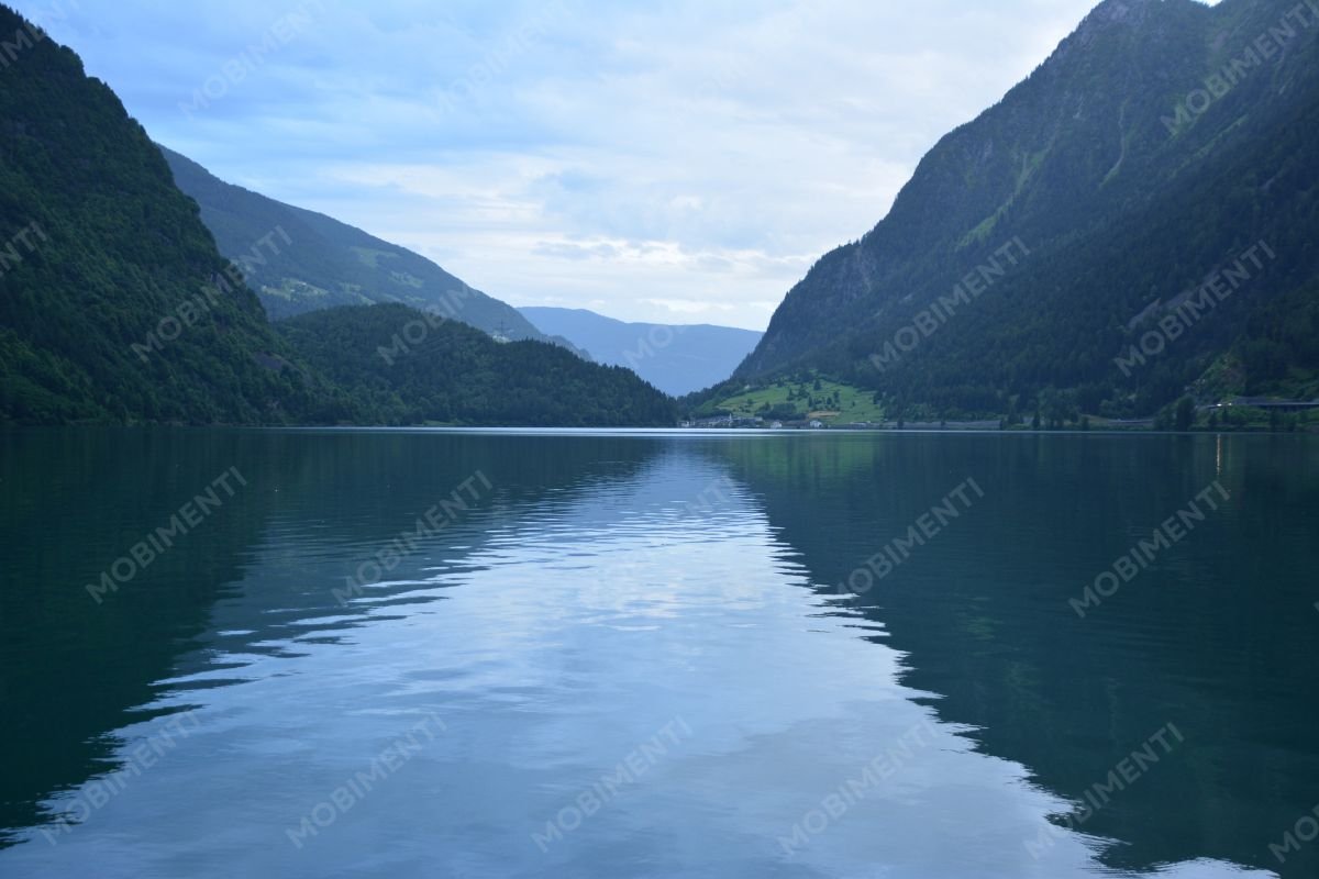 Lago di Poschiavo – Ruhe im Tal
