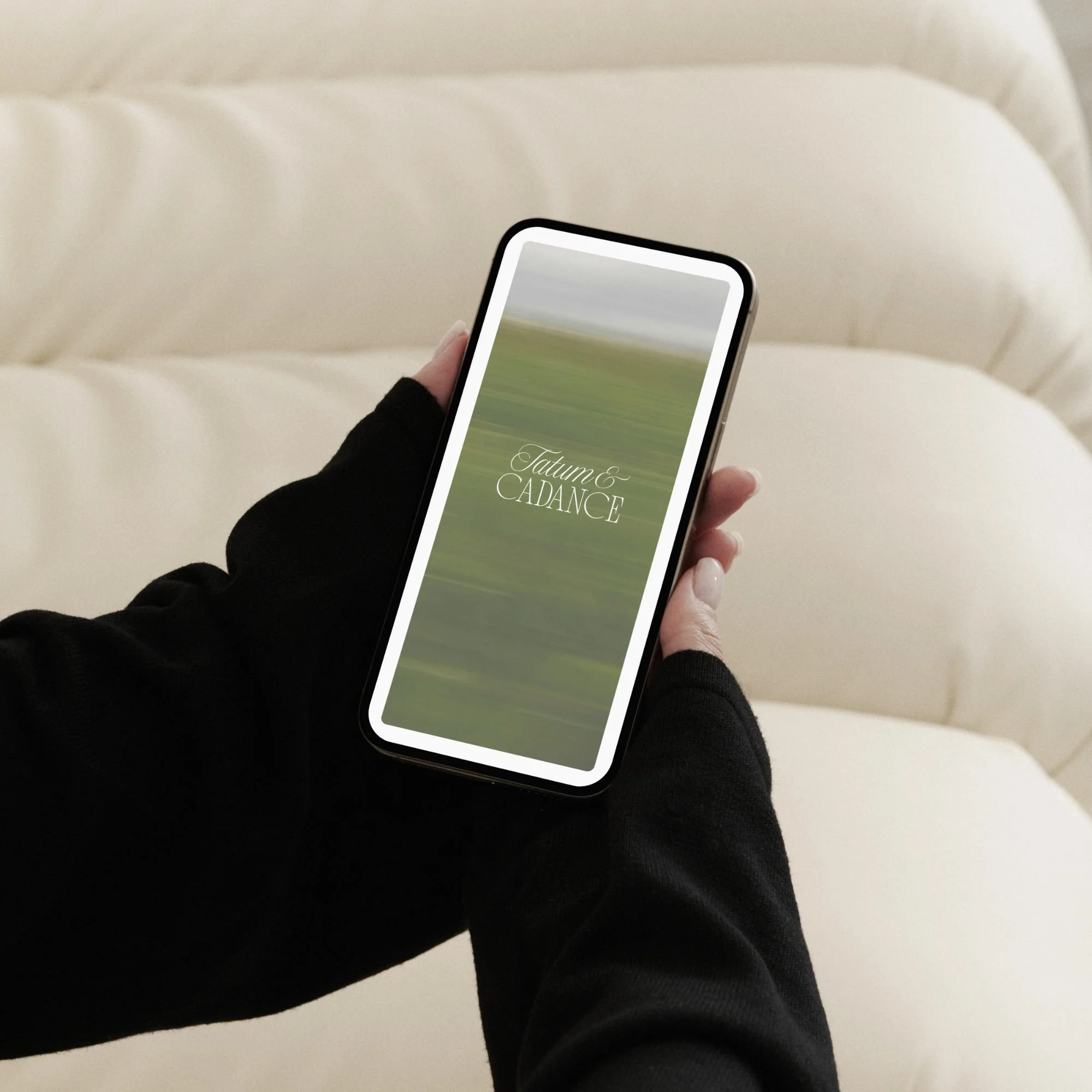 Editorial Canva wedding website mobile mockup