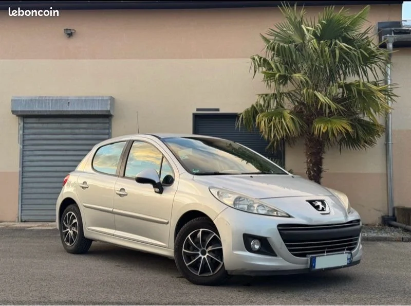 Peugeot 207 1.6 HDi 16V FAP 110cv Premium