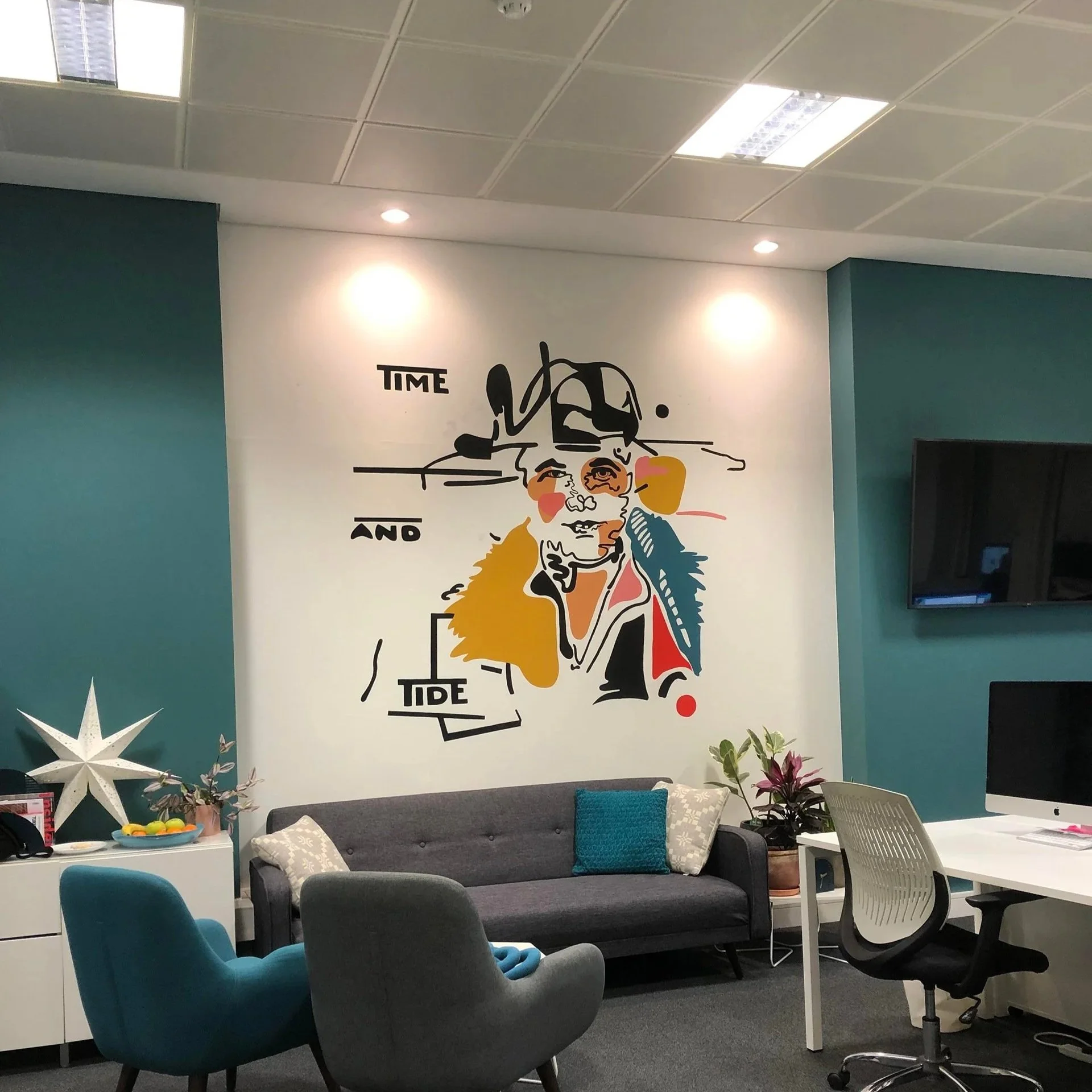 Deryn Consulting: Lady Rhondda Mural