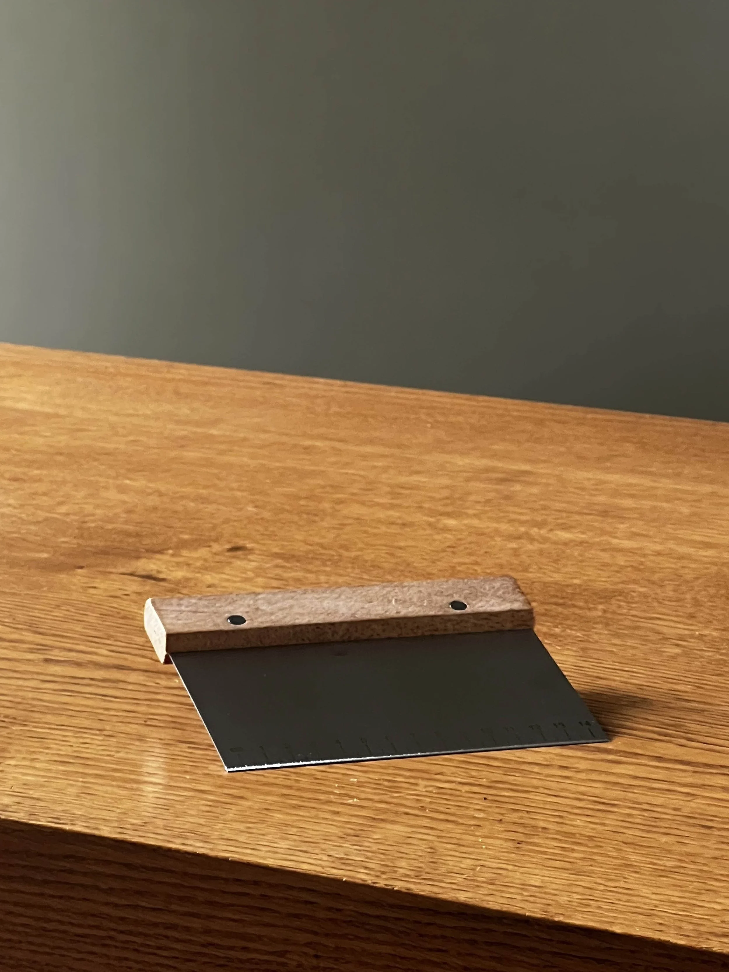 Metal-Scraper-2.jpg