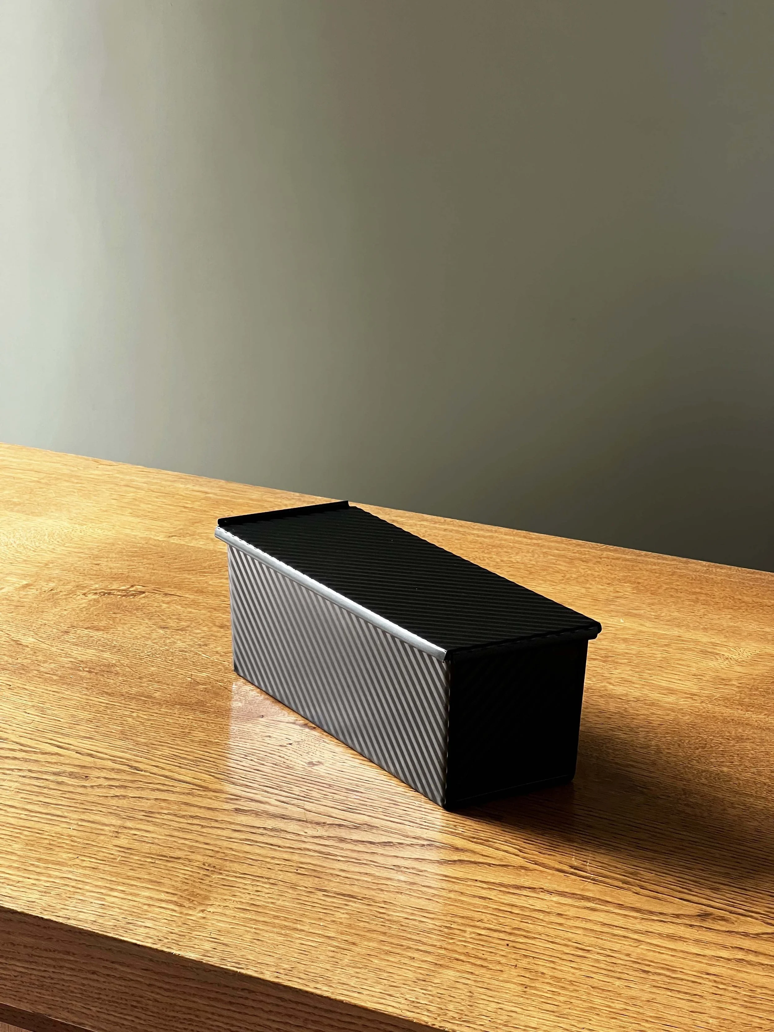 Large-Bread-Tin-2.jpg