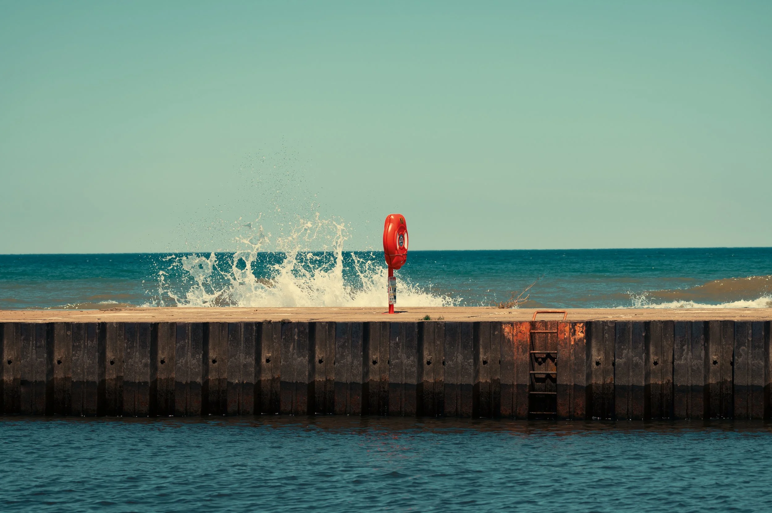 SouthHavenPierSplash.1.jpg