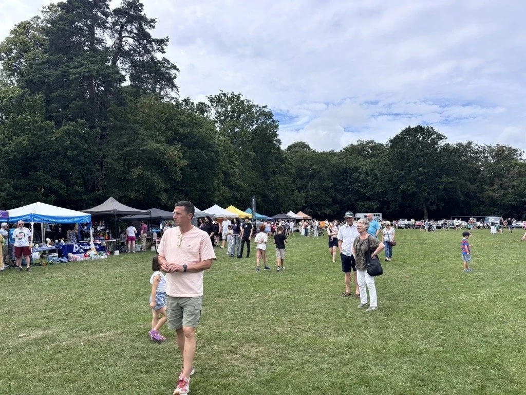 people enjoying the windlesham fete Large.jpeg