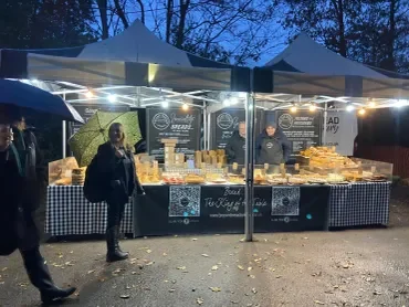 food seller xmas 2025.webp