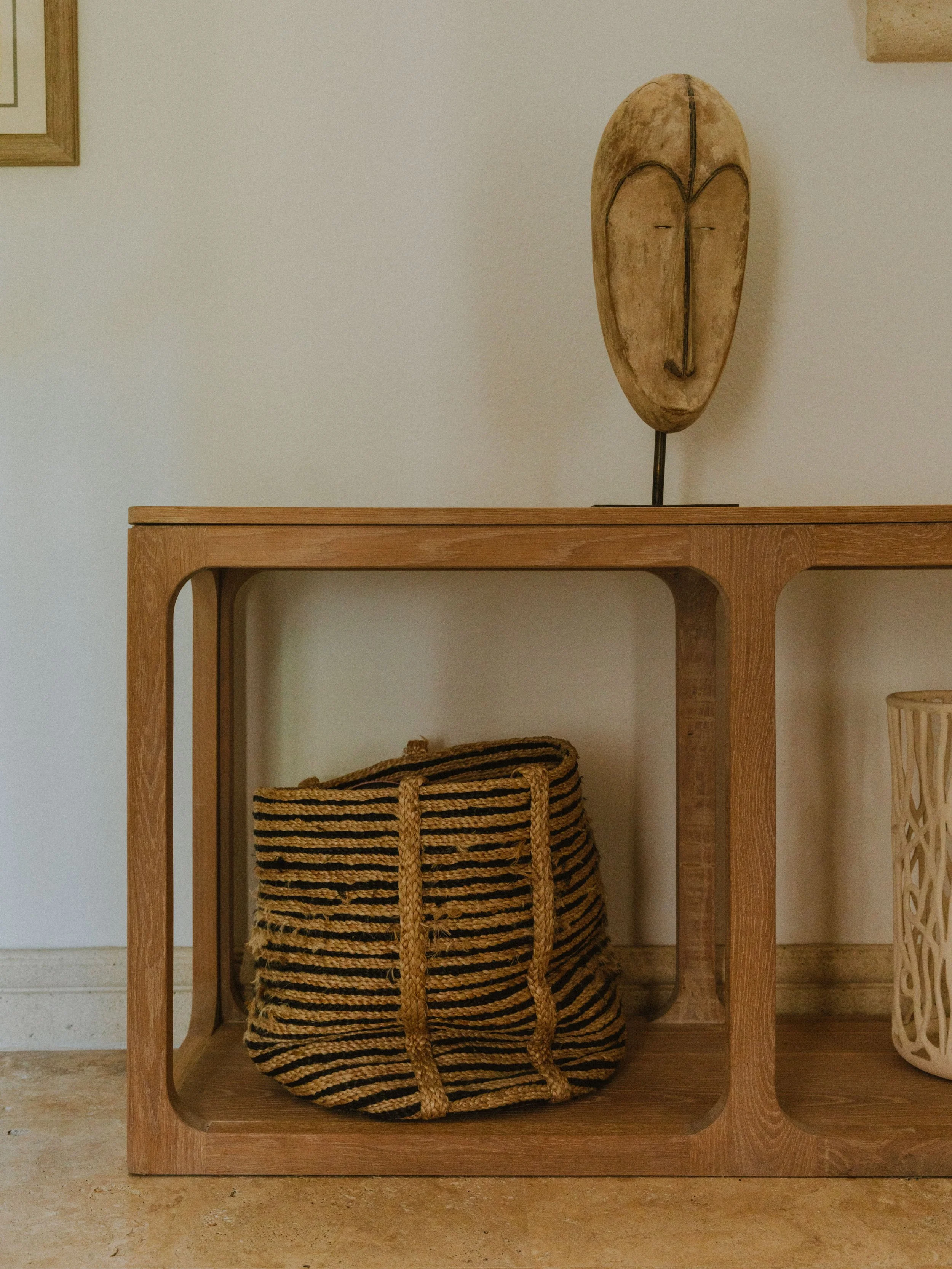 WORKS - Storage - Entry Console - 032.jpg