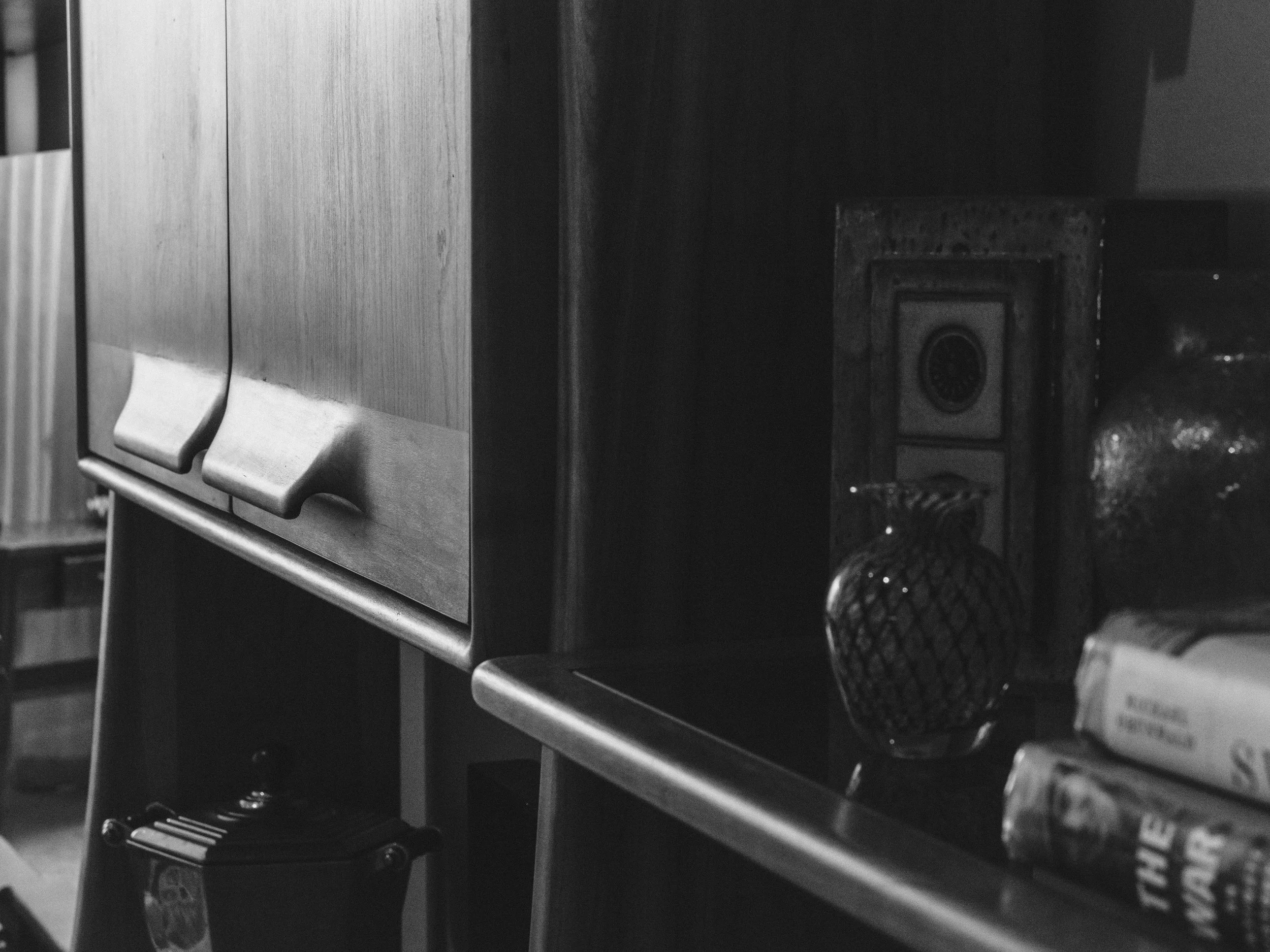 WORKS - Storage - Shelves - 021.jpg