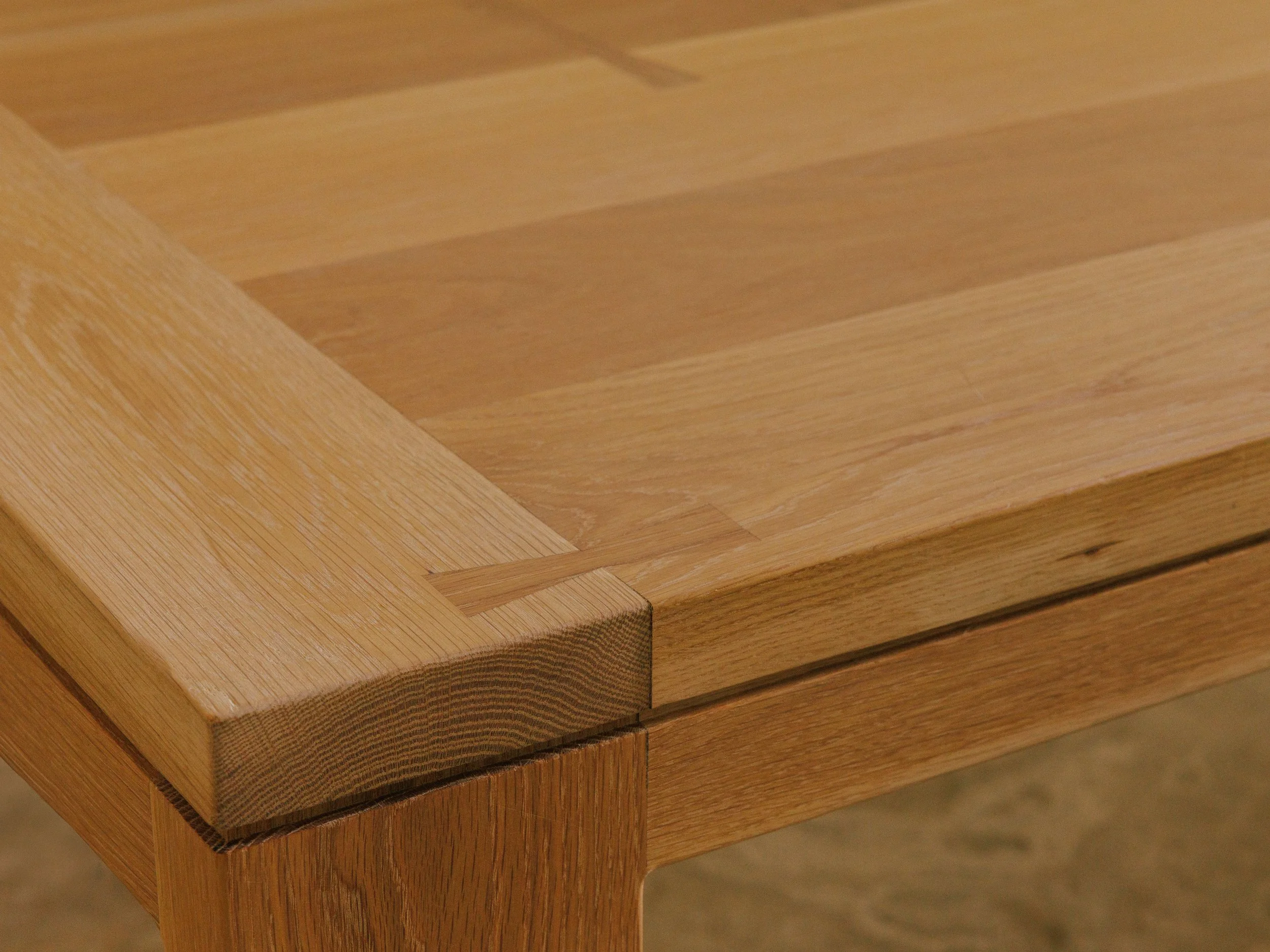 WORKS - Table - Dining - 003.jpg