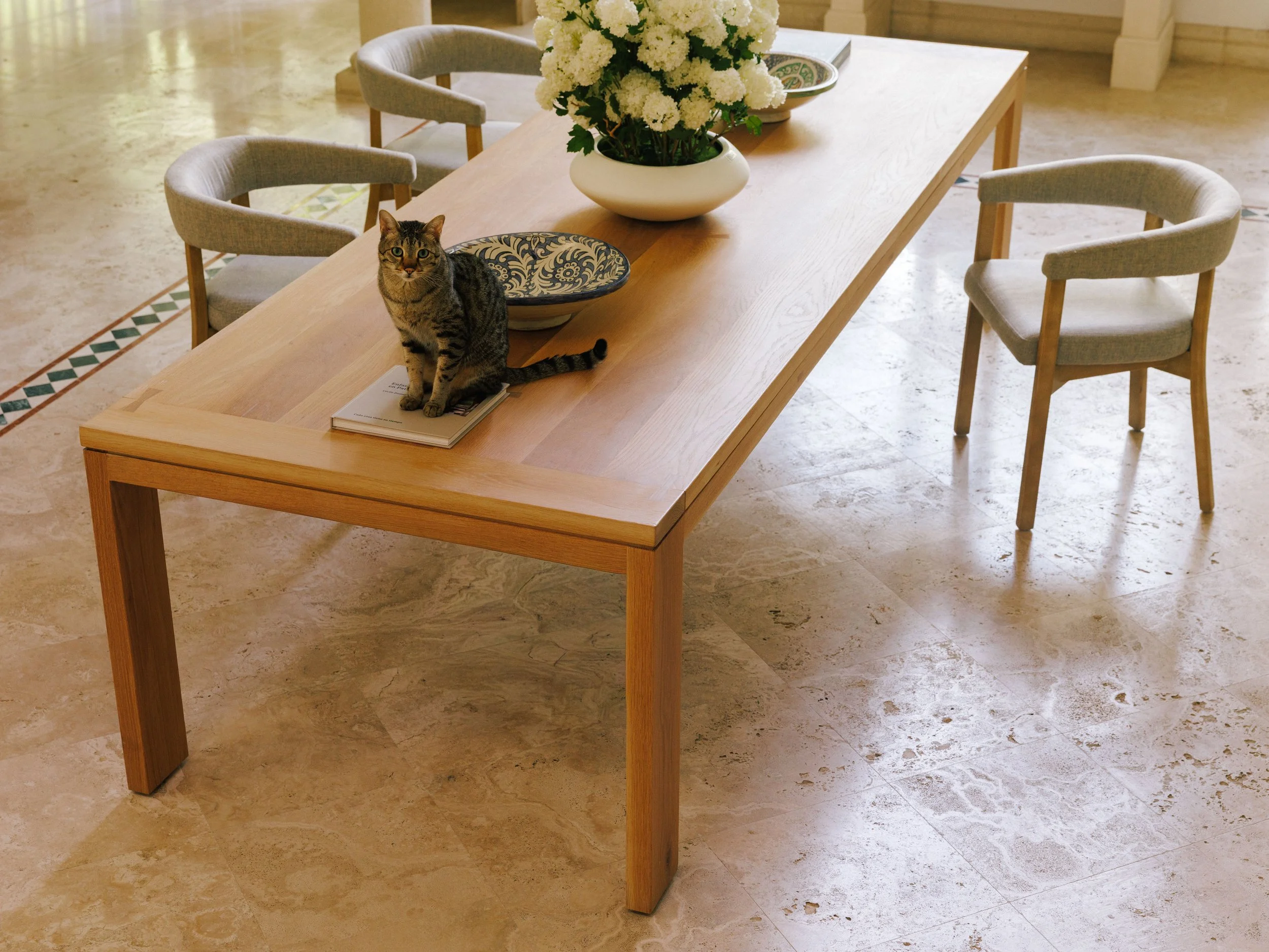 WORKS - Table - Dining - 011.jpg