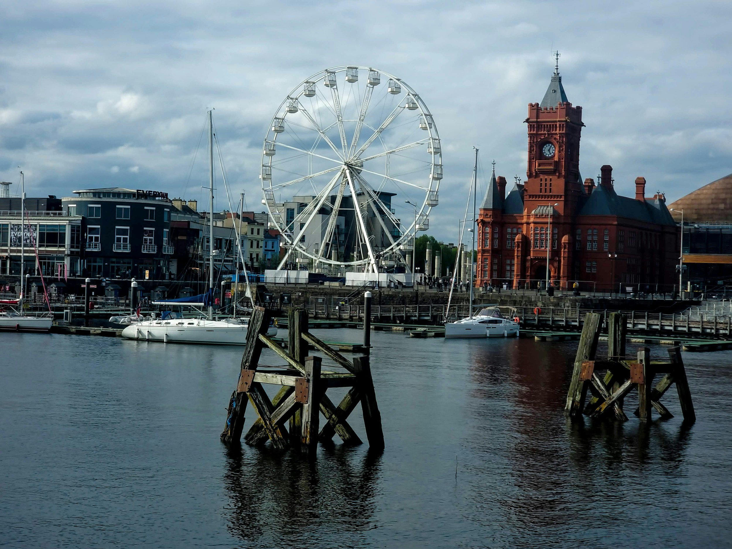 The Pierhead Building: Cardiff’s Red-Terracotta Crown and the Big Ben of Wales