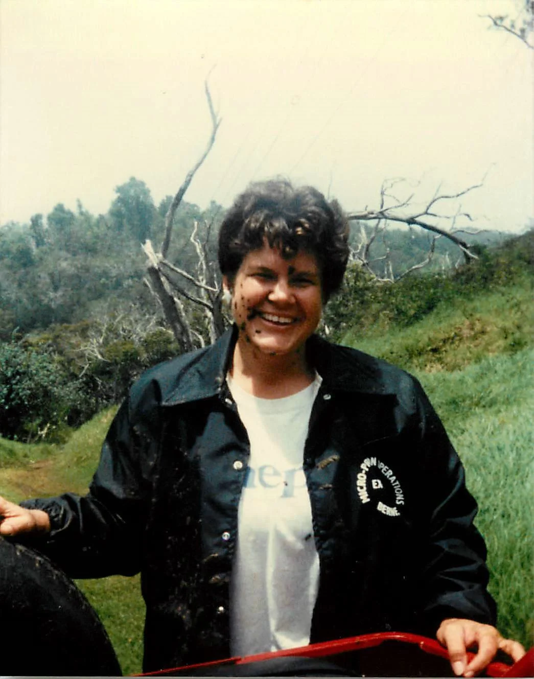 Linda with mud  Kauai 1986 