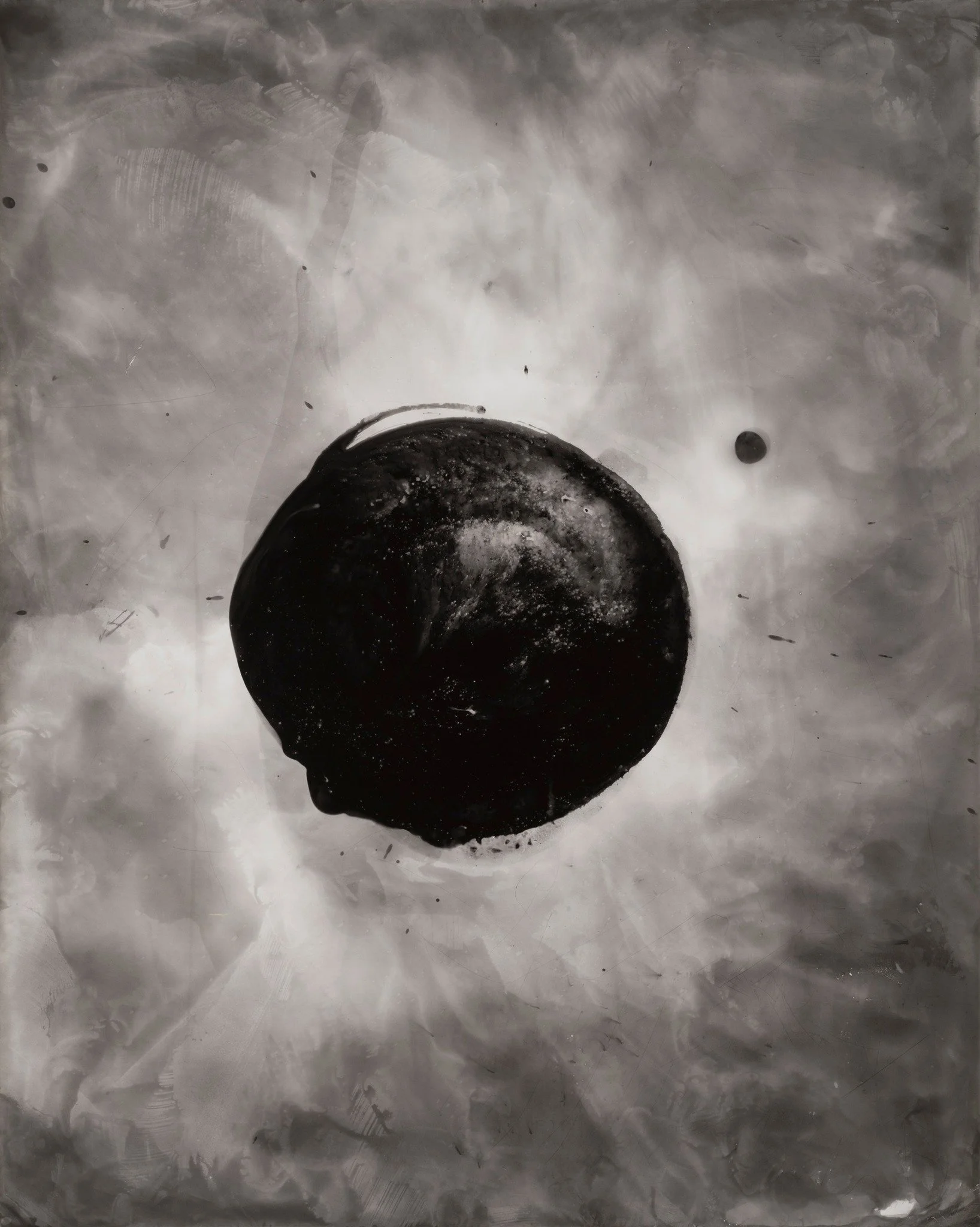 Spotlight on our spring workshops - part of the official Helsinki Analog Festival programme!

10.4.2026, 16.00&ndash;20.00
Cameraless photography / Chemigram workshop 
with Martti J&auml;ms&auml;

The Cameraless photography workshop, also known as th