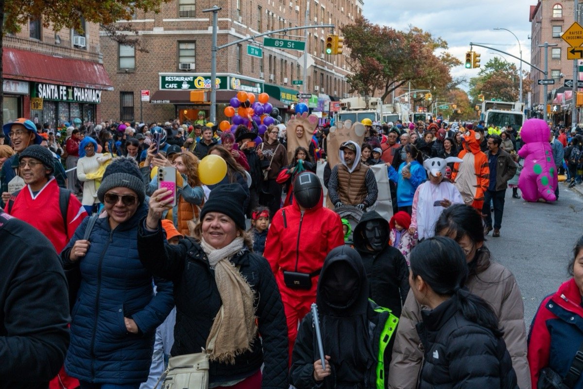 halloween-parade-photo-10.jpg