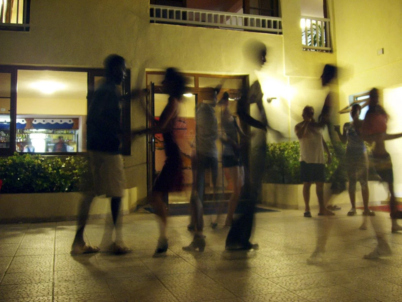 dance_rhythm_salsa_movement.jpg