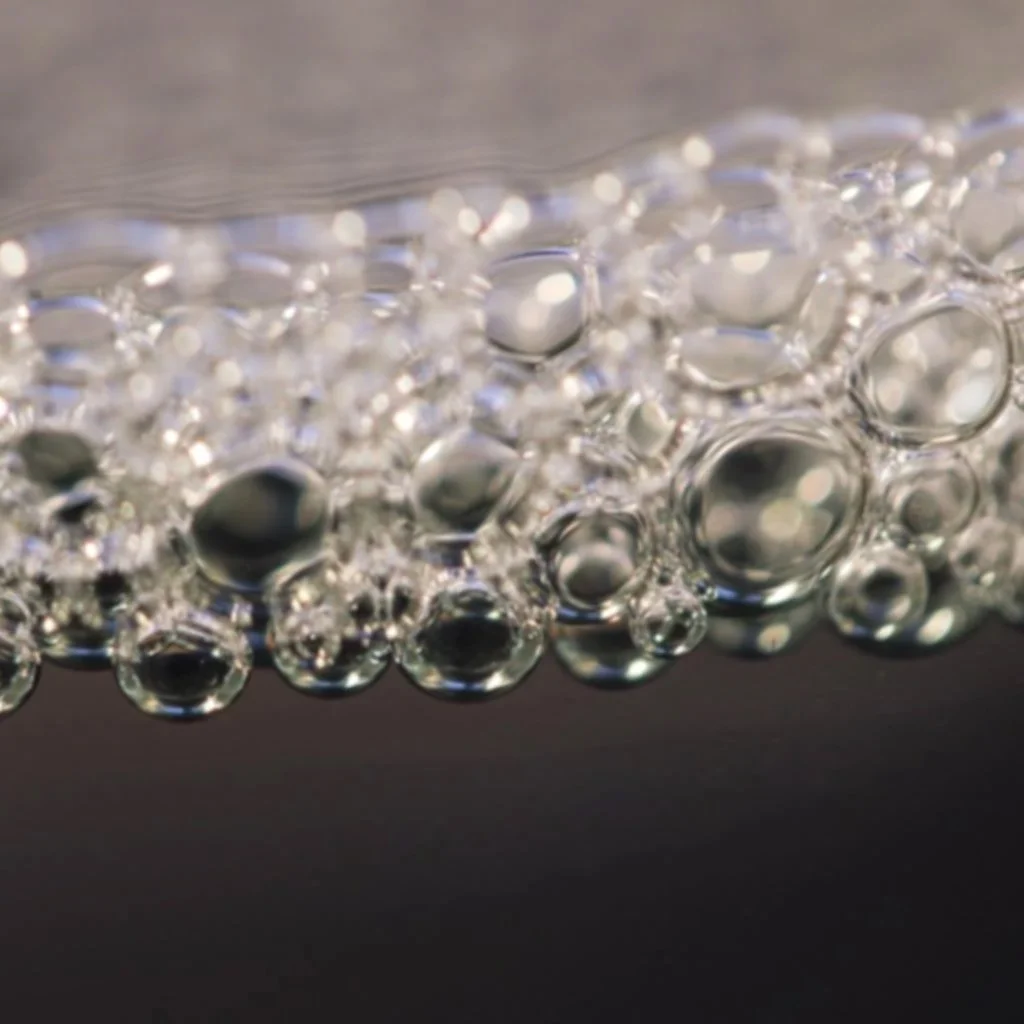 bubbles_liquid_macro_934055.jpg
