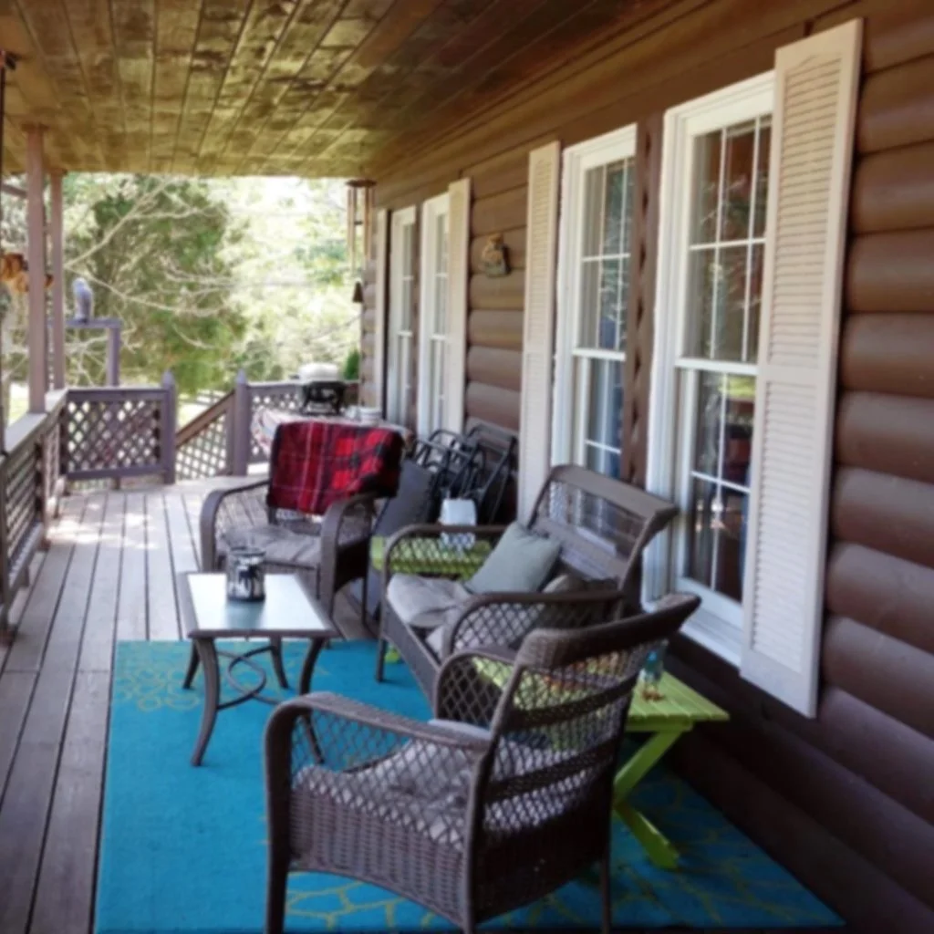 porch_country_living_covered.jpg