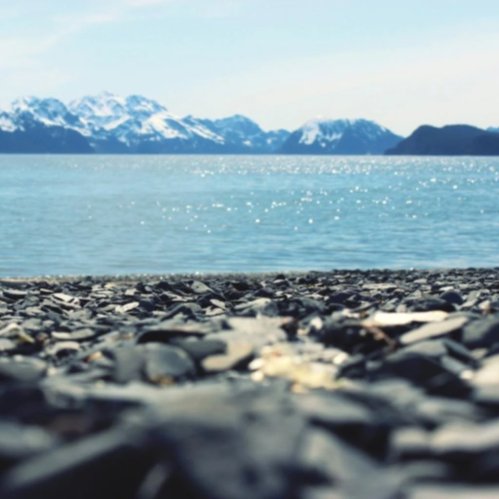 rocks_lake_water_sunshine.jpg