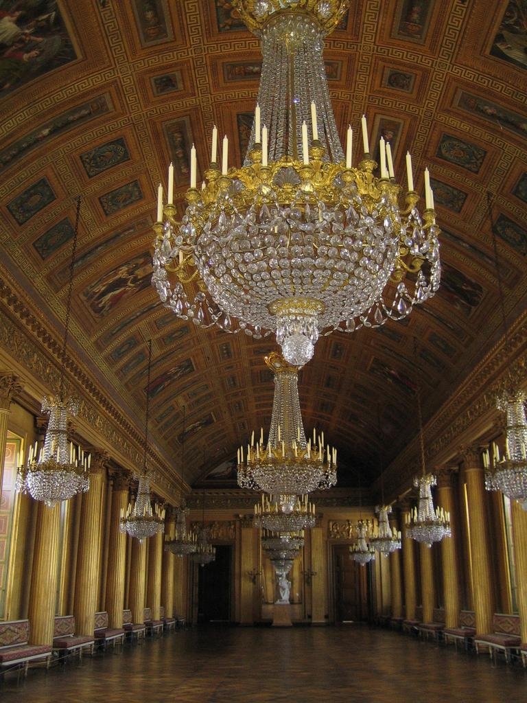 CRISPY CHANDELIER