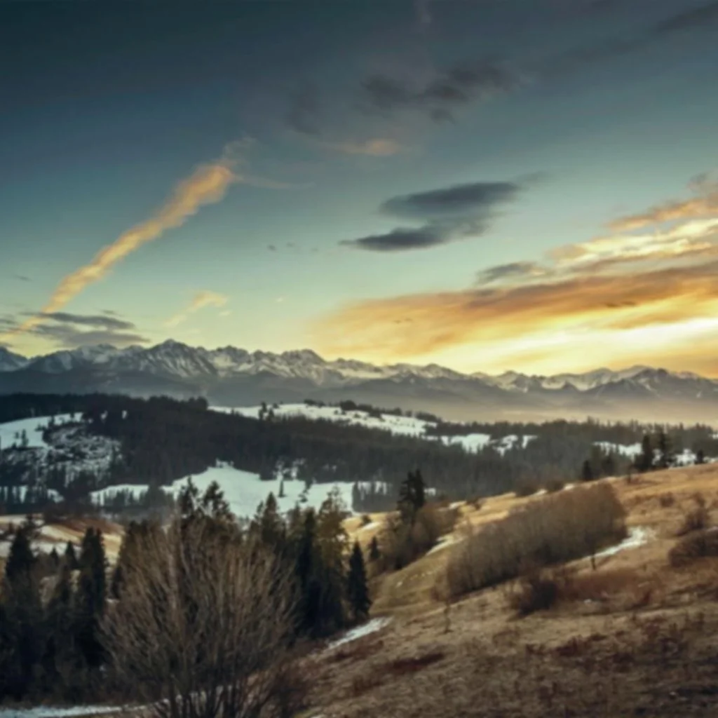 dawn_landscape_mountains_nature_0.jpg