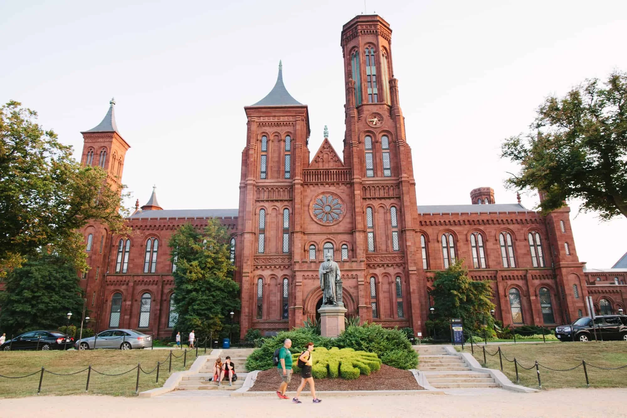 museum consultant for smithsonian museum castle