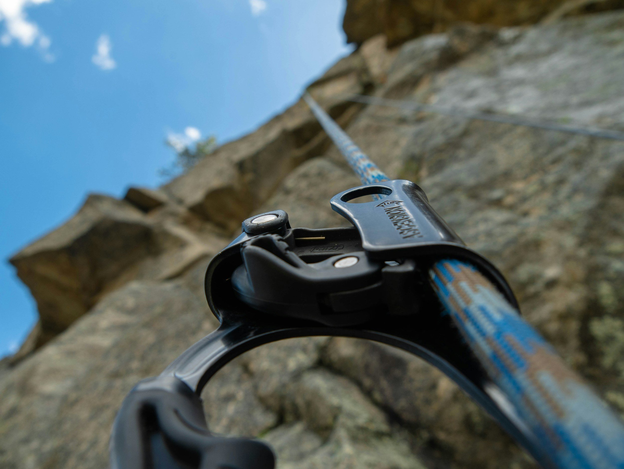 Hand Ascender Outdoor Mountaineering Tree Arborist Climbing Rappelling Equip Hand Ascender