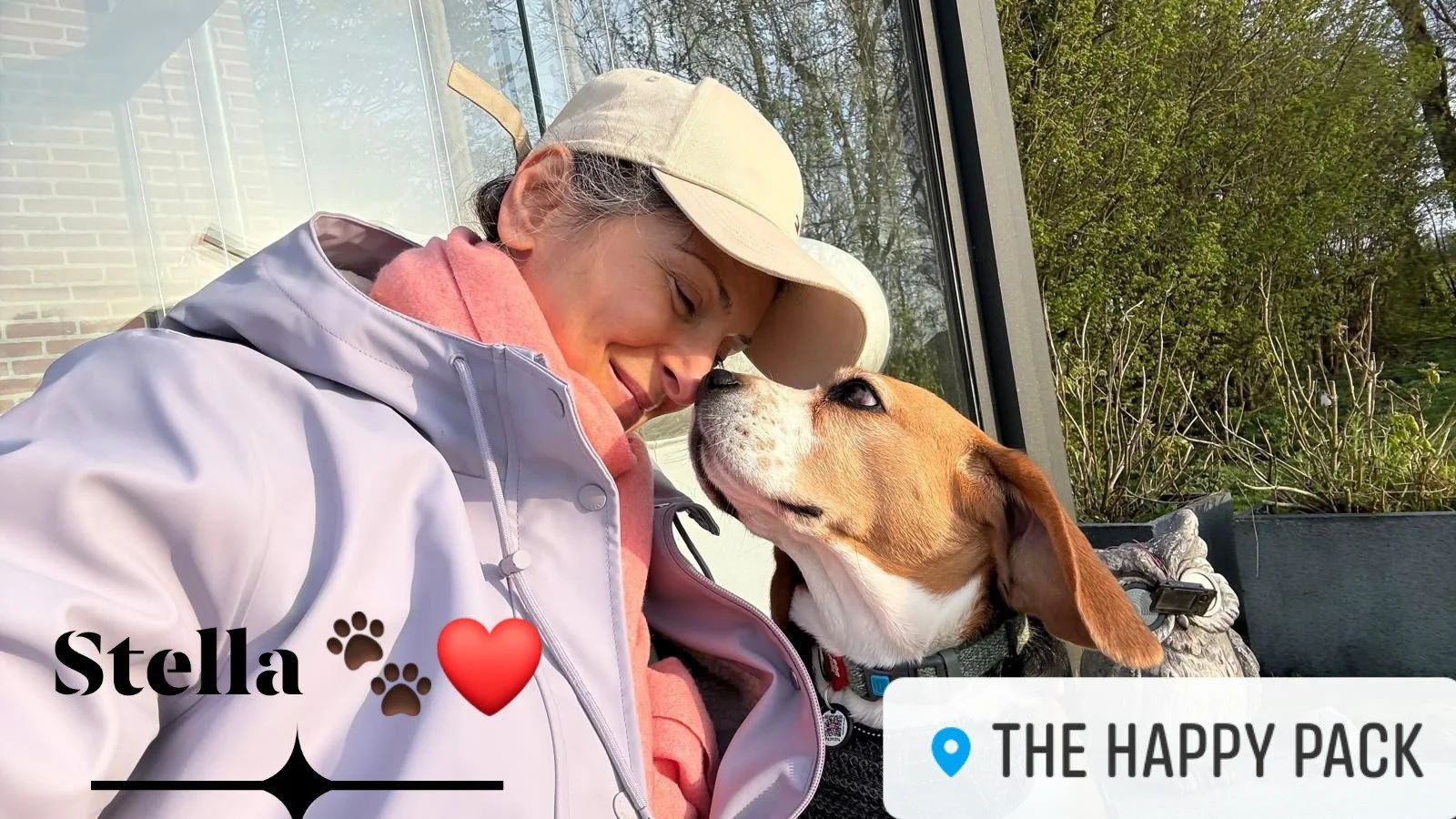 Kisses with Stella
@thehappypack_nl 
 #happydogs #happypack #happydoghappylife