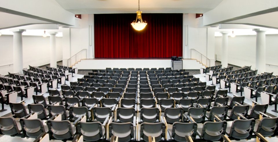 carrington-auditorium-01.jpg